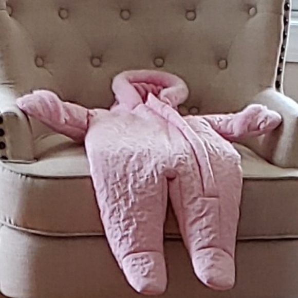 Rothschild 6/9mo snowsuit - Picture 2 of 3